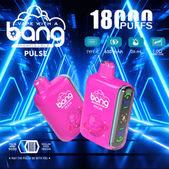 Twee felroze Bang Pulse wegwerpvape-apparaten, waarvan er één een digitaal zijdisplay toont, op een neonblauwe geometrische achtergrond met branding en pictogrammen die reclame maken voor 18.000 trekjes, Type-C opladen, 650 mAh batterij, 26 ml e-vloeistof en 1.0Ω mesh-spoel.